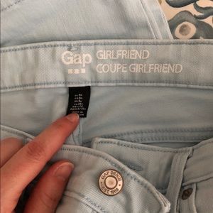 EUC GAP light wash girlfriend jeans